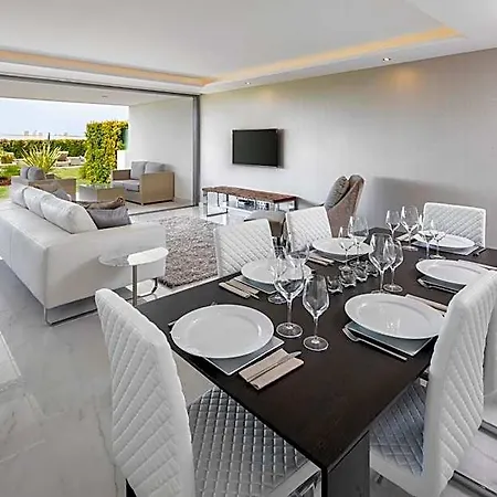 فندق Castelo Parque 4*
