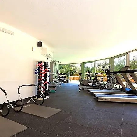 فندق Castelo Parque 4*
