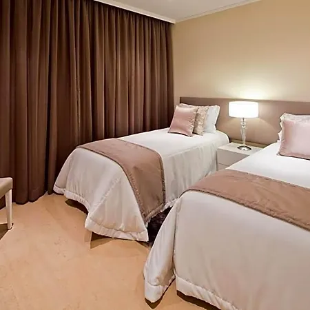 Castelo Parque Hotel 4*